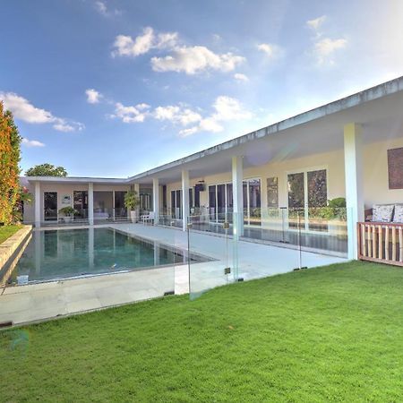 Casa Priya Petitenget Seminyak  Luaran gambar