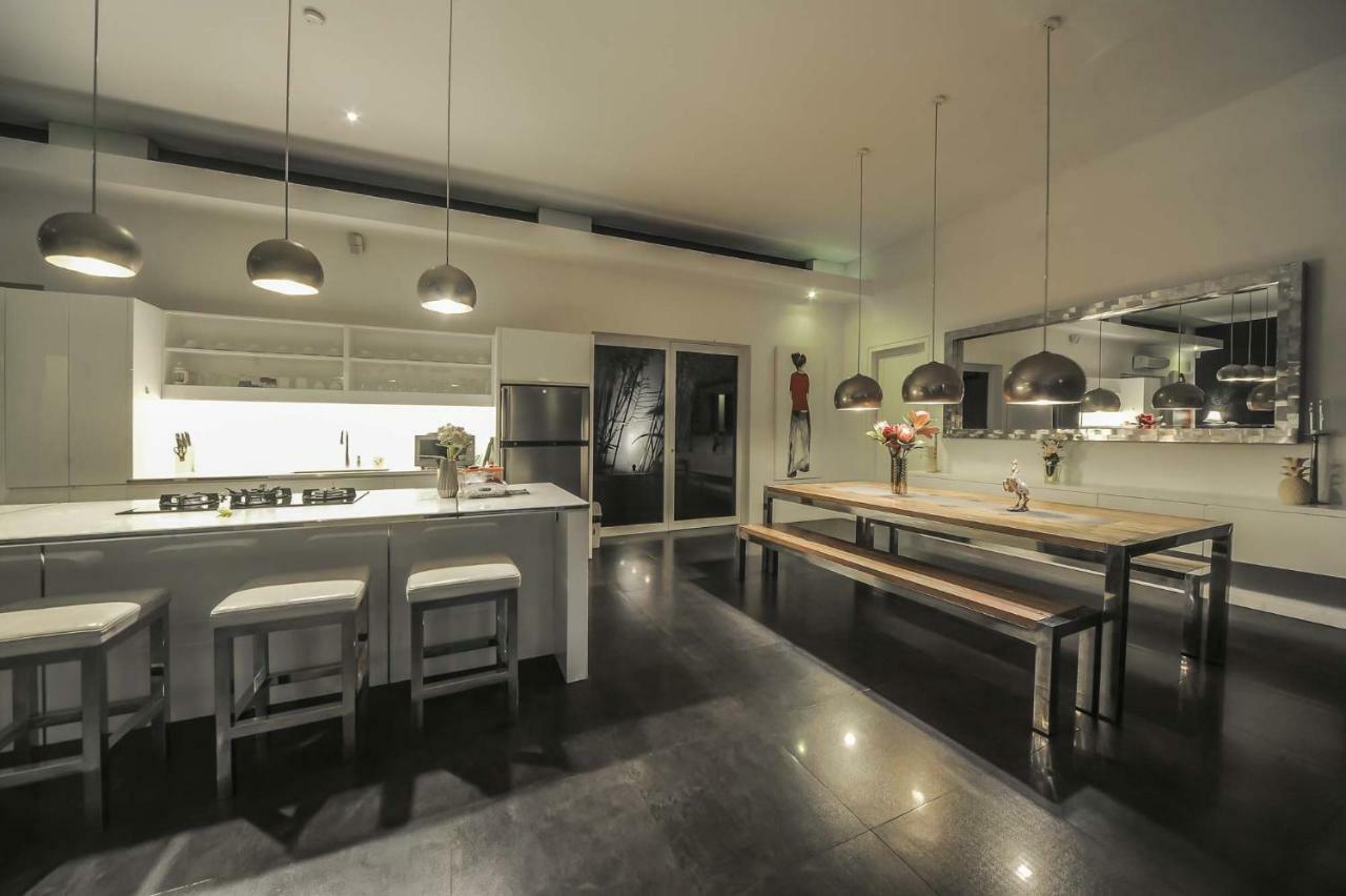 Casa Priya Petitenget Seminyak  Luaran gambar