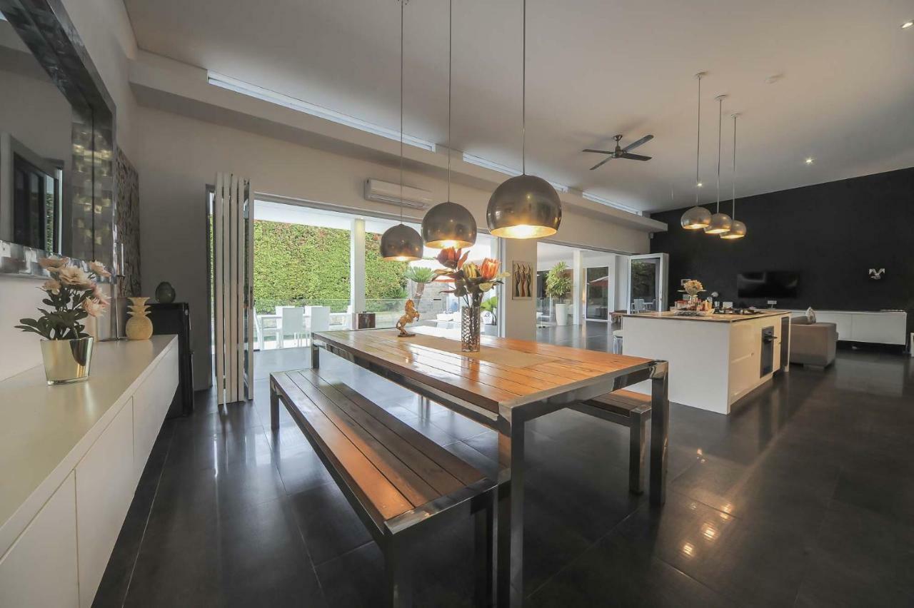 Casa Priya Petitenget Seminyak  Luaran gambar